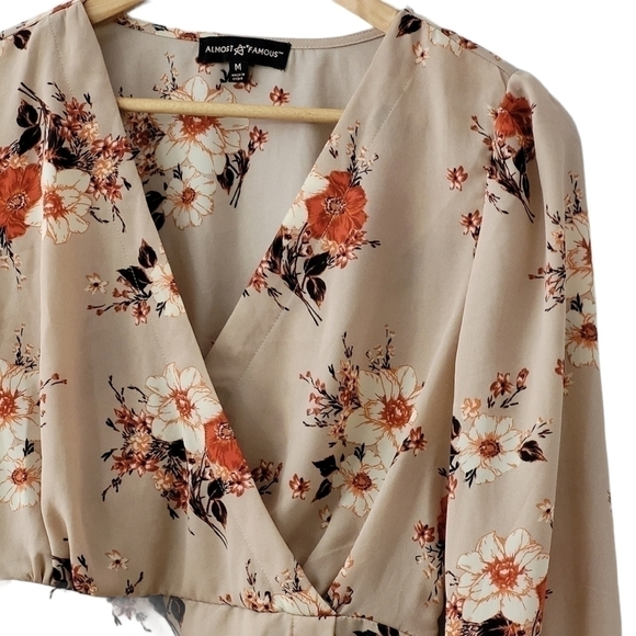 FLORAL Faux Wrap Blouse Size M Stretch Waisted Tunic Top - Picture 2 of 10